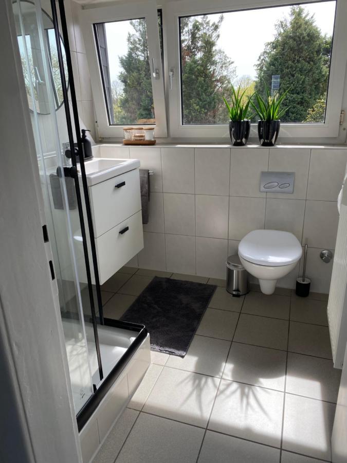Bostel 1 - Modernes Dachgeschoss-Studio In Duisburg Meiderich, 4,7 Km Hbf, U-Bahn 250M, Flughafen Duesseldorf 28 Km, Landschaftspark 2,9 Km, 5 Gehminuten Von Herzklinik Entfernt Zewnętrze zdjęcie